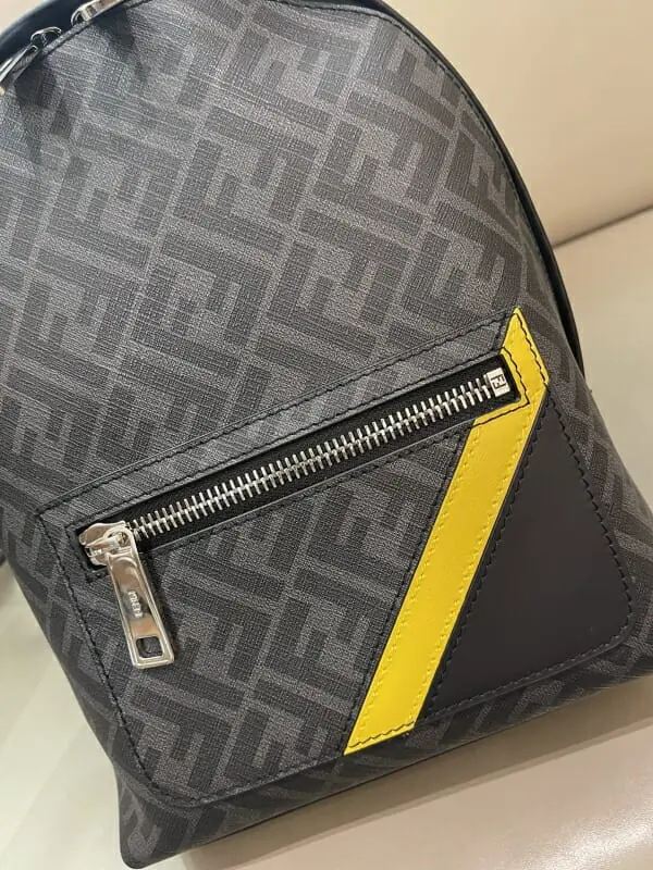 fendi aaa qualite sac a dos  pour unisexe s_12500413